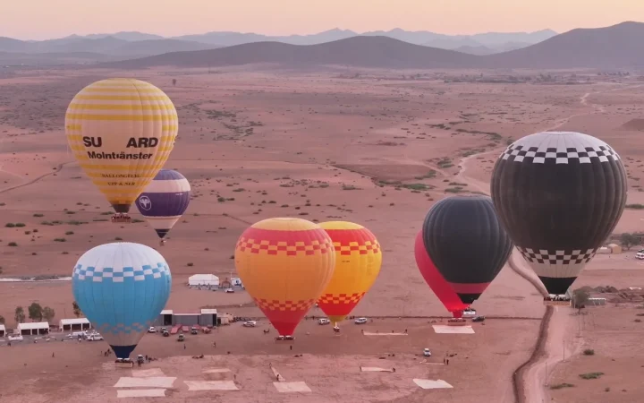 classic flight hot air balloon